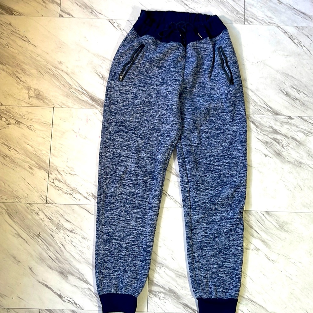 Women L very thick sweat pants